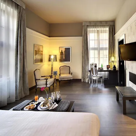 Grand Palace Hotel 5*
